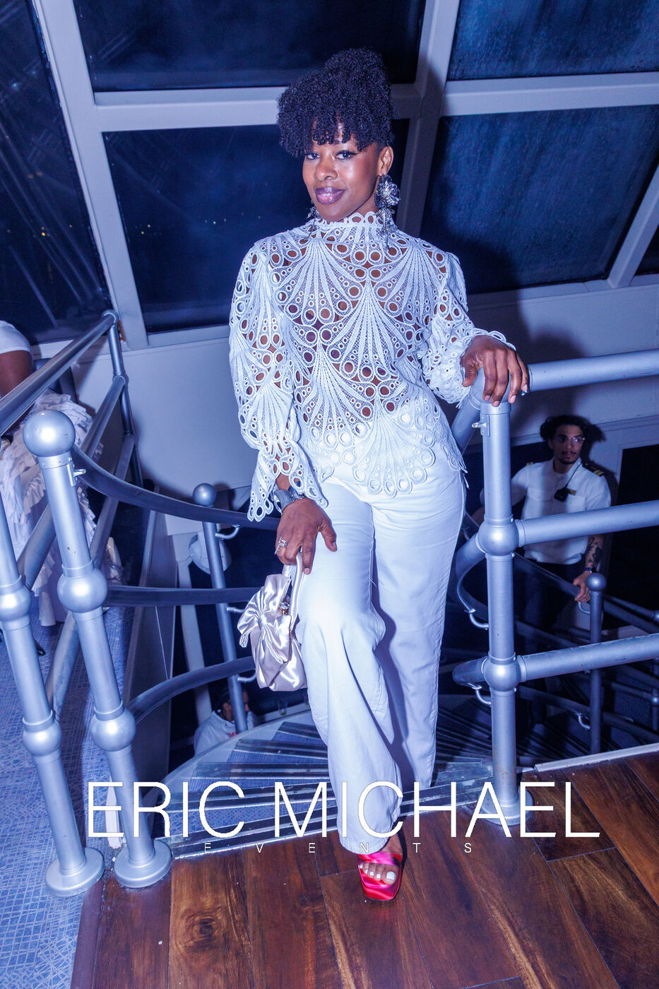 Blanc: Infinity fashion
